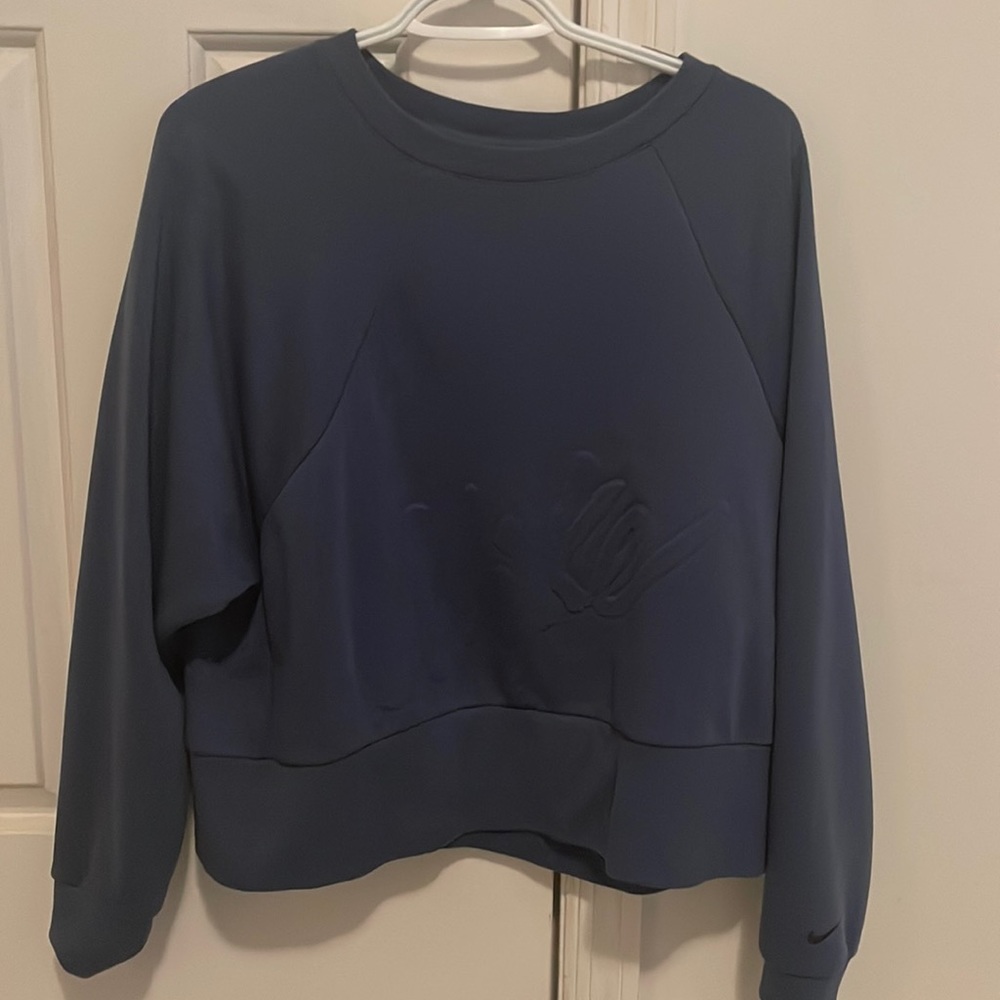 Nike crew neck crop top sweatshirt